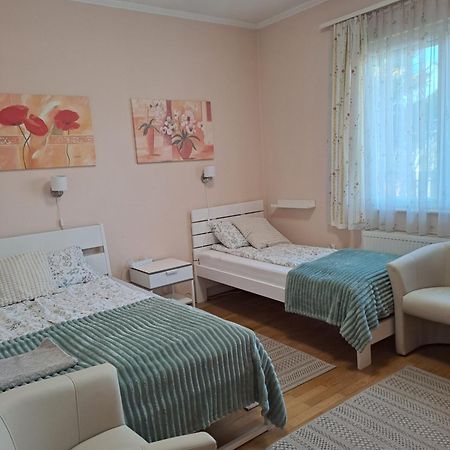Lena Apartment - Lena Two Bedroom Apartment Вечеш Экстерьер фото